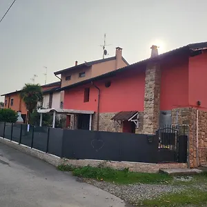  Affittacamere A Casa Di Luca Italia